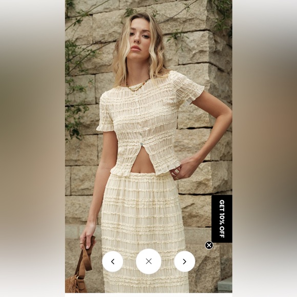 Commense Ruffle Crop Top Set - Picture 2 of 2